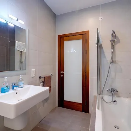 Modern Steps From Balluta Bay