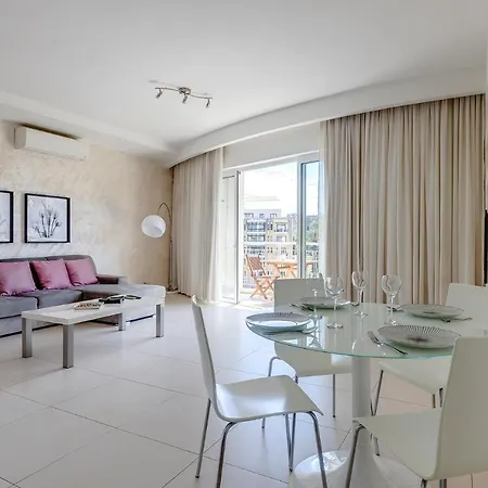 Apartman Modern Steps From Balluta Bay